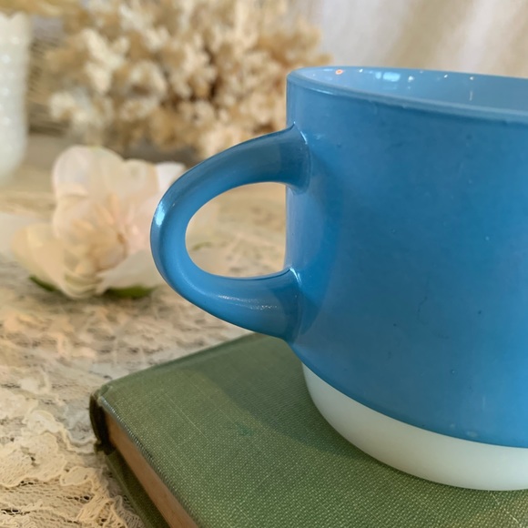 Vintage Glass Mug 🧊 - Picture 11 of 12